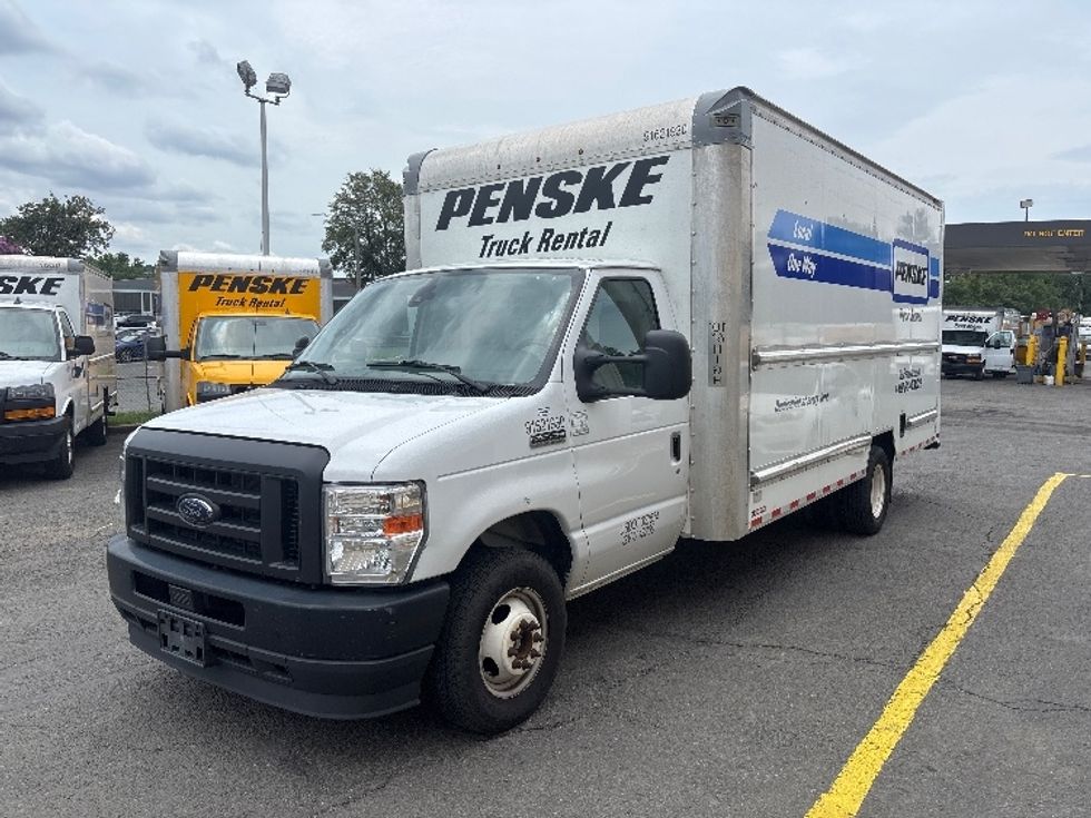 Light Duty Box Truck-Light and Medium Duty Trucks-Ford-2022-E350-Aurora-CO-92,379\n\t\tmiles-$ 31,250 - Image 3