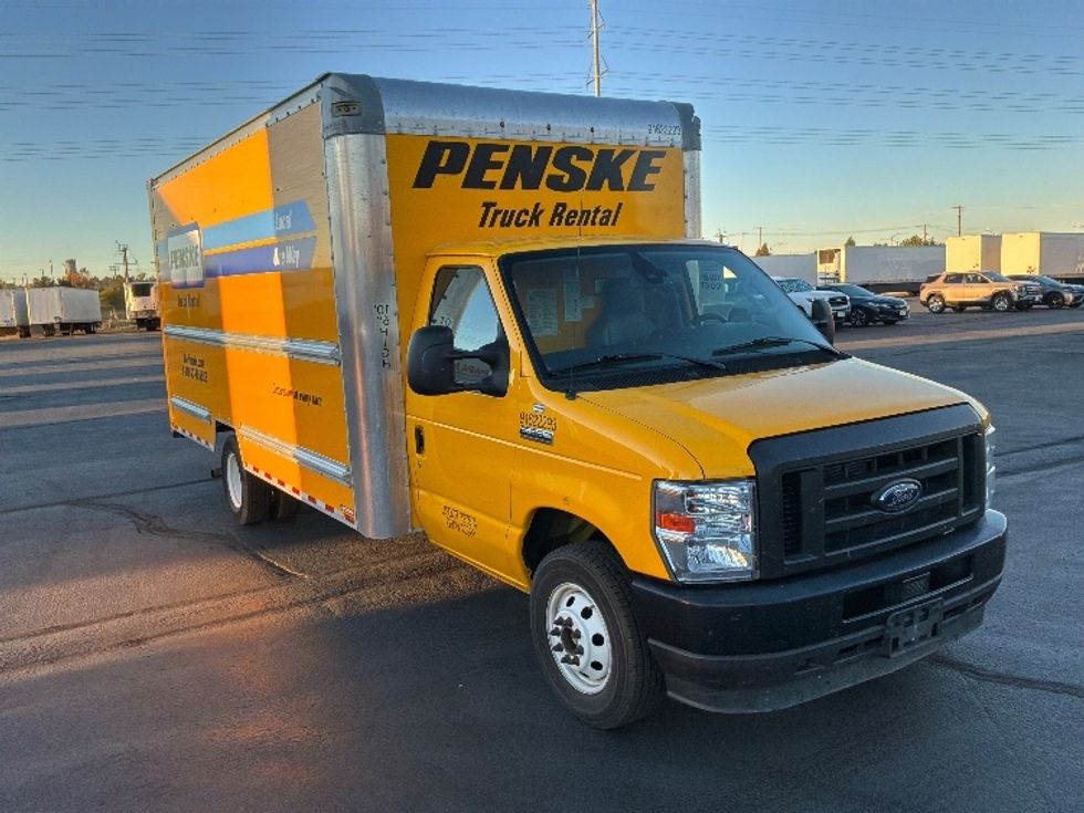 Light Duty Box Truck-Light and Medium Duty Trucks-Ford-2022-E350-Aurora-CO-92,523\n\t\tmiles-$ 28,250 - Image 1