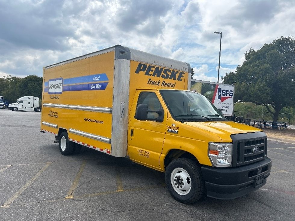 Light Duty Box Truck-Light and Medium Duty Trucks-Ford-2022-E350-Austin-TX-100,919\n\t\tmiles-$ 27,500 - Image 1