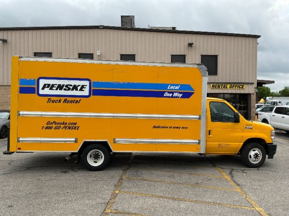 Light Duty Box Truck-Light and Medium Duty Trucks-Ford-2022-E350-Austin-TX-101,948\n\t\tmiles-$ 26,750 - Image 12