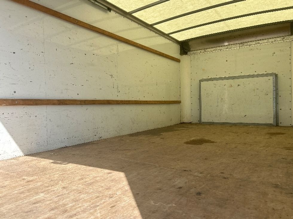 Light Duty Box Truck-Light and Medium Duty Trucks-Ford-2022-E350-Austin-TX-118,441\n\t\tmiles-$ 23,250 - Image 11