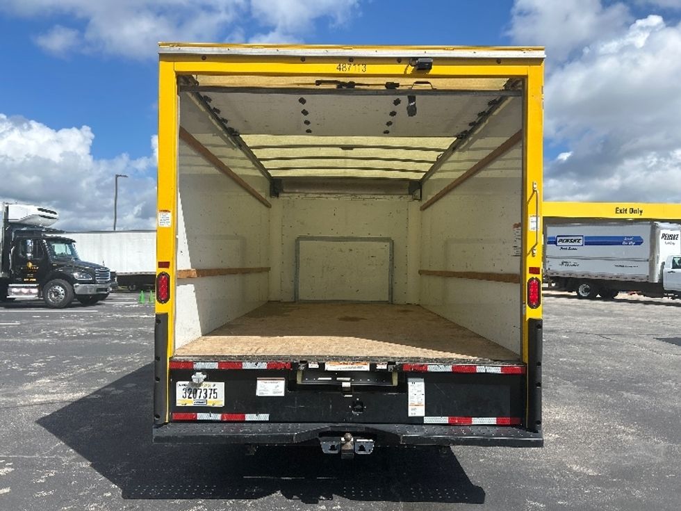 Light Duty Box Truck-Light and Medium Duty Trucks-Ford-2022-E350-Austin-TX-118,441\n\t\tmiles-$ 23,250 - Image 8
