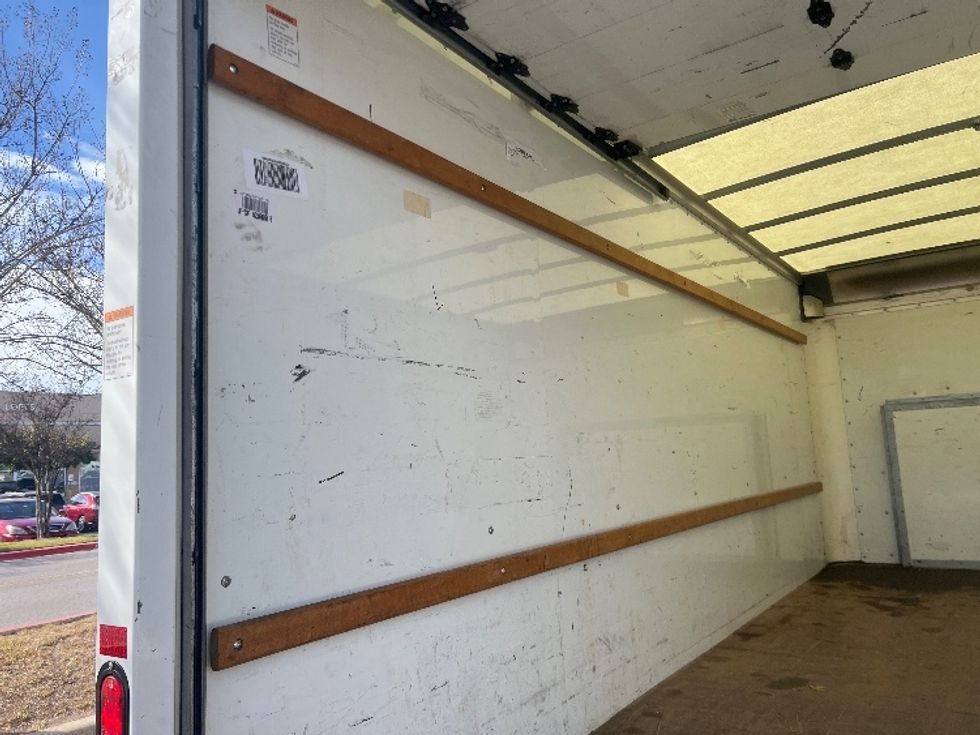 Light Duty Box Truck-Light and Medium Duty Trucks-Ford-2022-E350-Austin-TX-76,554\n\t\tmiles-$ 36,500 - Image 11