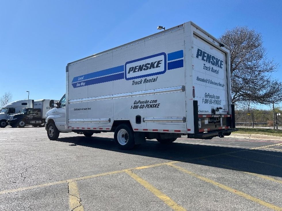 Light Duty Box Truck-Light and Medium Duty Trucks-Ford-2022-E350-Austin-TX-76,554\n\t\tmiles-$ 36,500 - Image 6