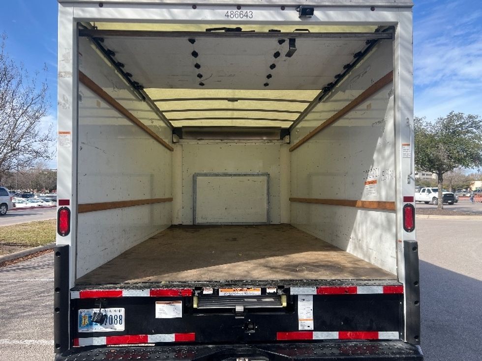 Light Duty Box Truck-Light and Medium Duty Trucks-Ford-2022-E350-Austin-TX-76,554\n\t\tmiles-$ 36,500 - Image 8