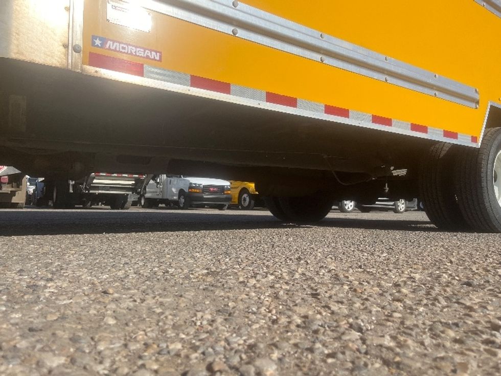 Light Duty Box Truck-Light and Medium Duty Trucks-Ford-2022-E350-Bakersfield-CA-92,992\n\t\tmiles-$ 30,000 - Image 5