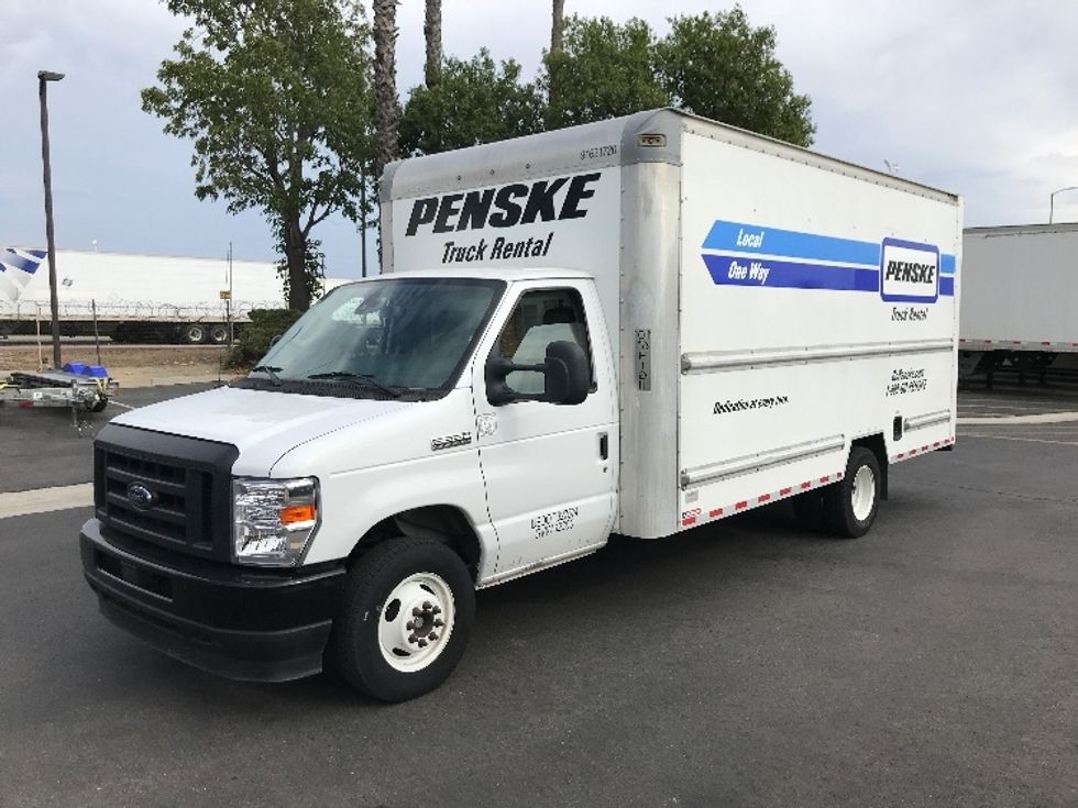 Light Duty Box Truck-Light and Medium Duty Trucks-Ford-2022-E350-Bakersfield-CA-98,170\n\t\tmiles-$ 32,500 - Image 3
