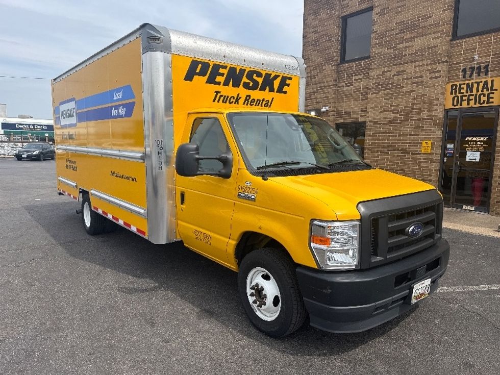 Light Duty Box Truck-Light and Medium Duty Trucks-Ford-2022-E350-Baltimore-MD-70,627\n\t\tmiles-$ 29,750 - Image 1