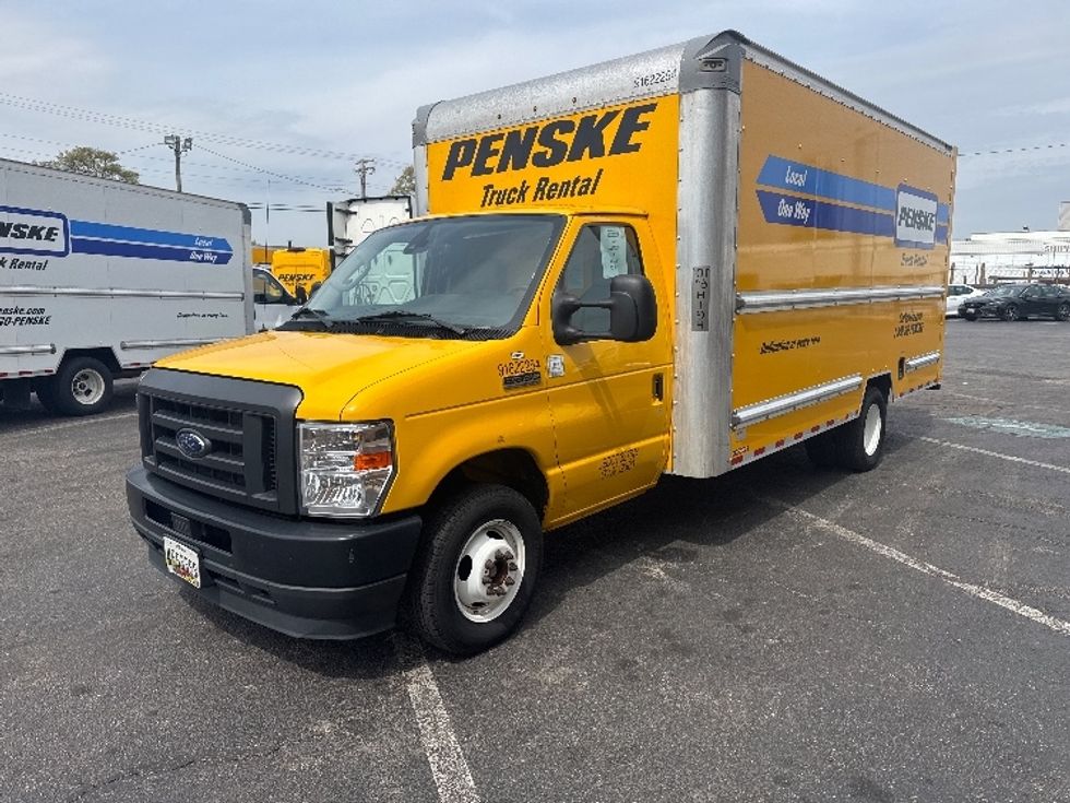 Light Duty Box Truck-Light and Medium Duty Trucks-Ford-2022-E350-Baltimore-MD-70,627\n\t\tmiles-$ 29,750 - Image 3