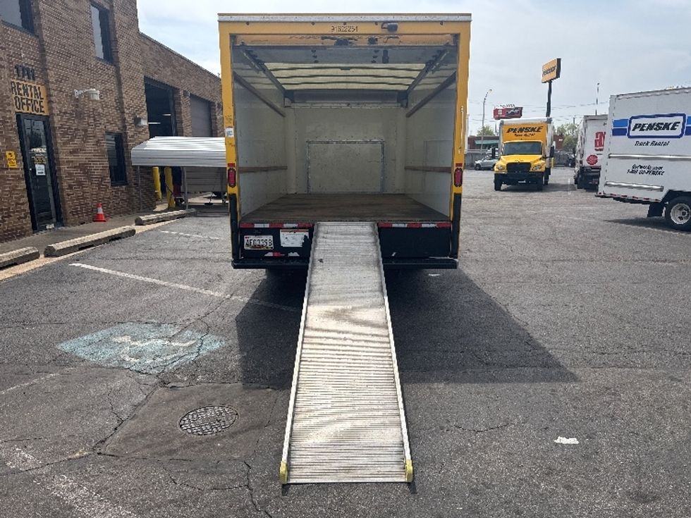 Light Duty Box Truck-Light and Medium Duty Trucks-Ford-2022-E350-Baltimore-MD-70,627\n\t\tmiles-$ 29,750 - Image 9