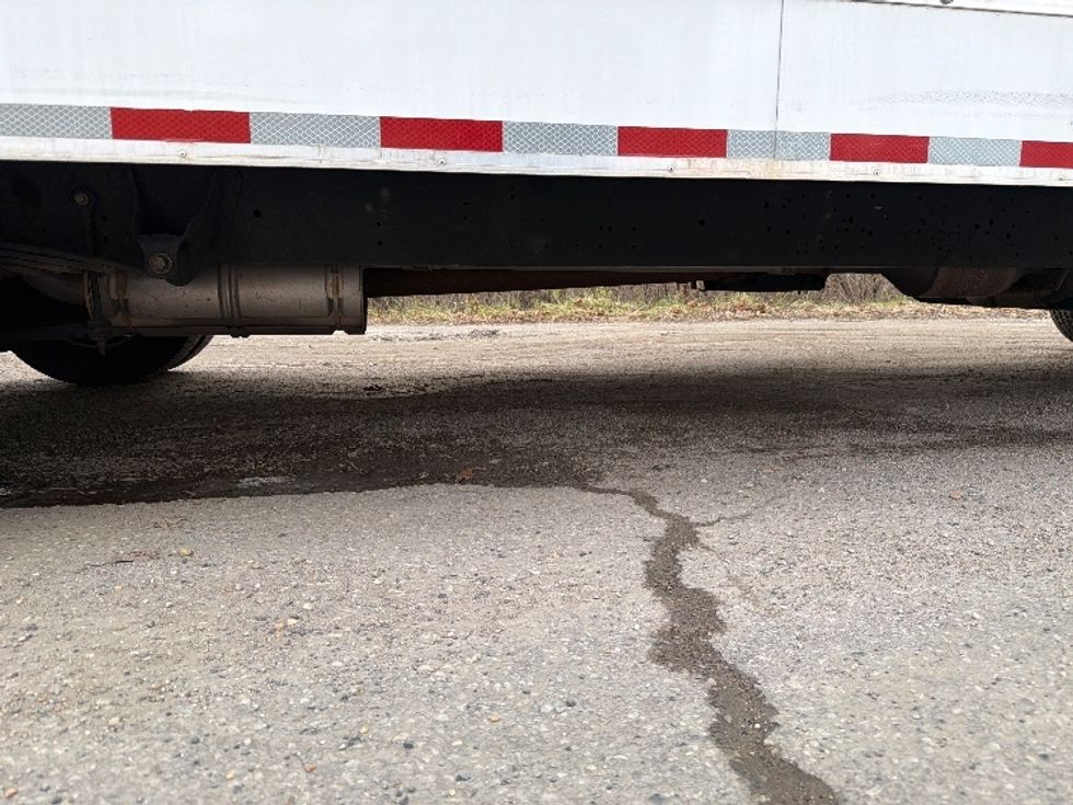 Light Duty Box Truck-Light and Medium Duty Trucks-Ford-2022-E350-Baltimore-MD-85,689\n\t\tmiles-$ 31,500 - Image 13