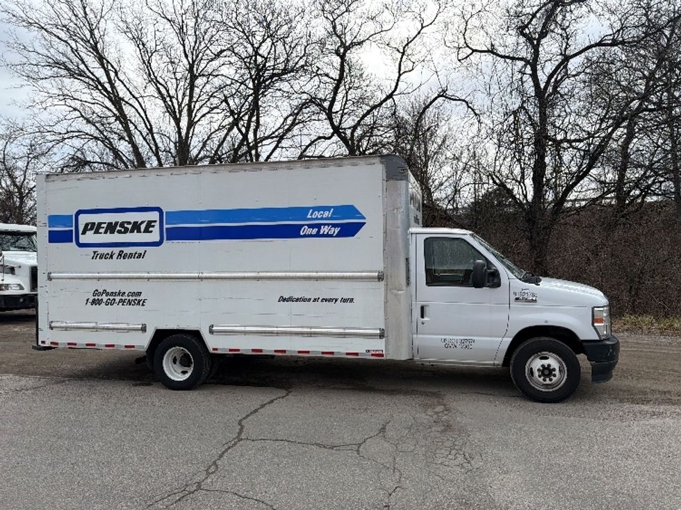 Light Duty Box Truck-Light and Medium Duty Trucks-Ford-2022-E350-Baltimore-MD-85,689\n\t\tmiles-$ 31,500 - Image 14