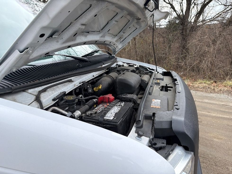 Light Duty Box Truck-Light and Medium Duty Trucks-Ford-2022-E350-Baltimore-MD-85,689\n\t\tmiles-$ 31,500 - Image 22