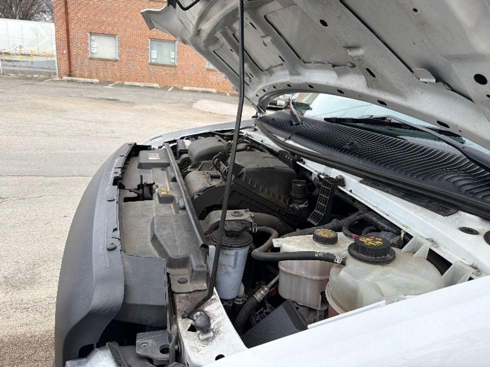 Light Duty Box Truck-Light and Medium Duty Trucks-Ford-2022-E350-Baltimore-MD-85,689\n\t\tmiles-$ 31,500 - Image 23