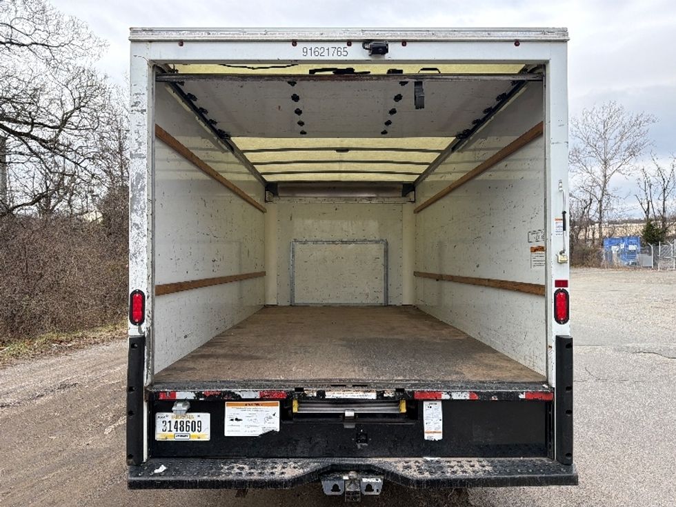 Light Duty Box Truck-Light and Medium Duty Trucks-Ford-2022-E350-Baltimore-MD-85,689\n\t\tmiles-$ 31,500 - Image 8