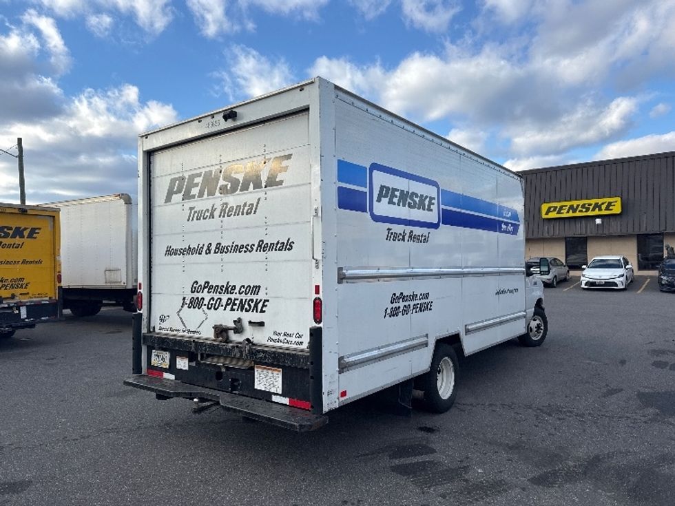 Light Duty Box Truck-Light and Medium Duty Trucks-Ford-2022-E350-Baltimore-MD-87,437\n\t\tmiles-$ 31,250 - Image 13