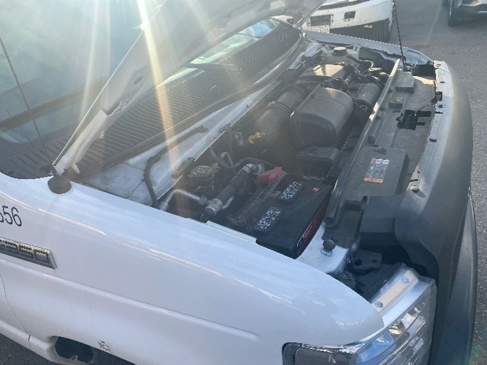 Light Duty Box Truck-Light and Medium Duty Trucks-Ford-2022-E350-Baltimore-MD-87,437\n\t\tmiles-$ 31,250 - Image 23