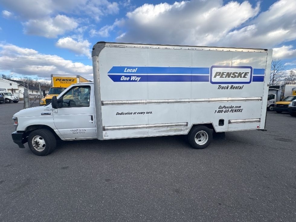 Light Duty Box Truck-Light and Medium Duty Trucks-Ford-2022-E350-Baltimore-MD-87,437\n\t\tmiles-$ 31,250 - Image 4