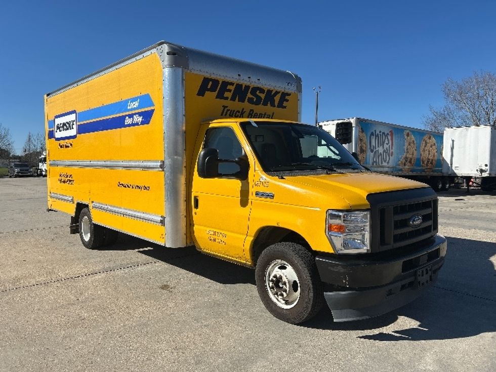 Light Duty Box Truck-Light and Medium Duty Trucks-Ford-2022-E350-Baton Rouge-LA-100,744\n\t\tmiles-$ 27,750 - Image 1