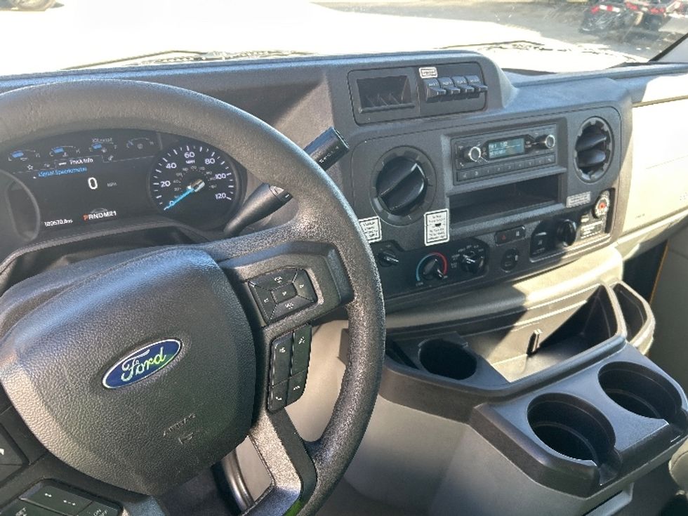 Light Duty Box Truck-Light and Medium Duty Trucks-Ford-2022-E350-Baton Rouge-LA-100,744\n\t\tmiles-$ 27,750 - Image 11