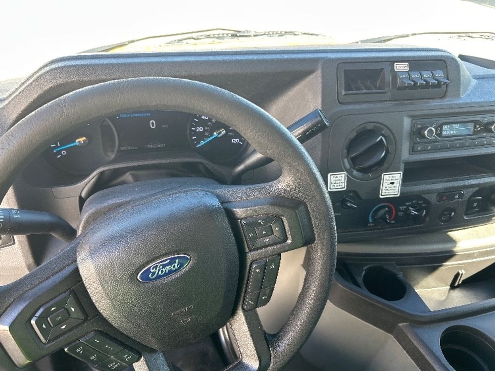 Light Duty Box Truck-Light and Medium Duty Trucks-Ford-2022-E350-Baton Rouge-LA-100,744\n\t\tmiles-$ 27,750 - Image 12
