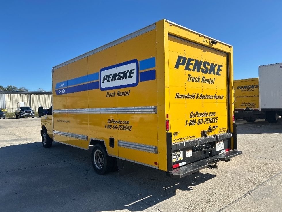 Light Duty Box Truck-Light and Medium Duty Trucks-Ford-2022-E350-Baton Rouge-LA-100,744\n\t\tmiles-$ 27,750 - Image 5