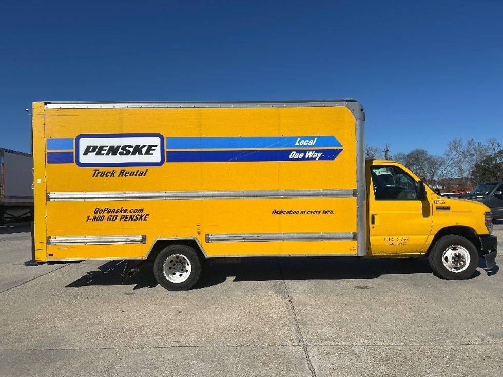 Light Duty Box Truck-Light and Medium Duty Trucks-Ford-2022-E350-Baton Rouge-LA-100,744\n\t\tmiles-$ 27,750 - Image 9