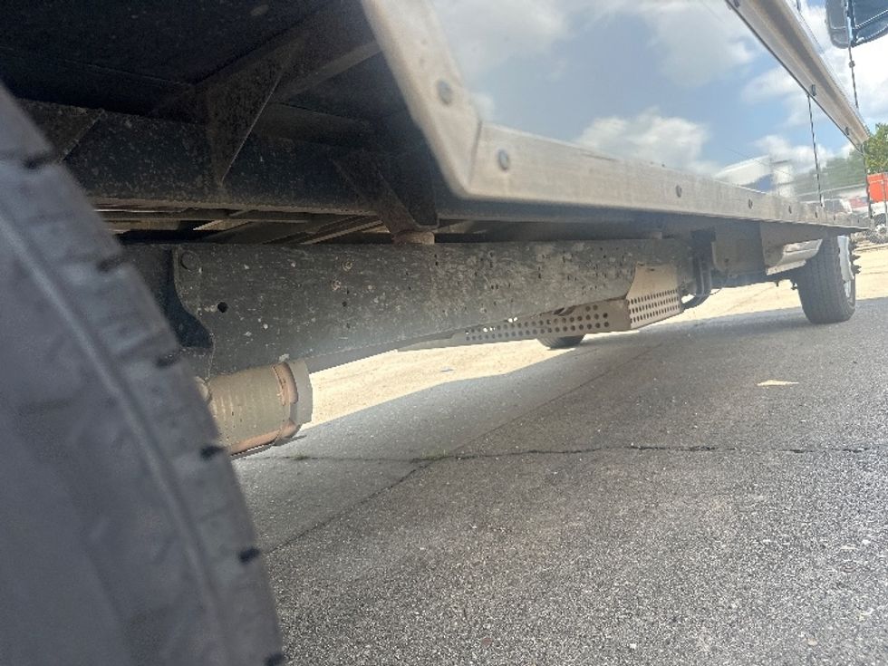 Light Duty Box Truck-Light and Medium Duty Trucks-Ford-2022-E350-Baton Rouge-LA-107,240\n\t\tmiles-$ 29,000 - Image 13