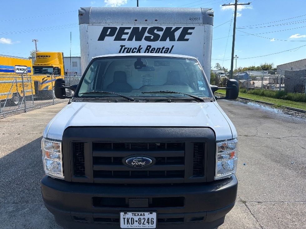 Light Duty Box Truck-Light and Medium Duty Trucks-Ford-2022-E350-Baton Rouge-LA-107,240\n\t\tmiles-$ 29,000 - Image 2