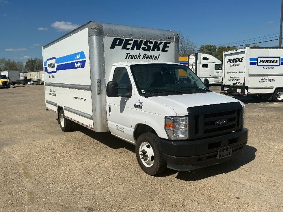 Light Duty Box Truck-Light and Medium Duty Trucks-Ford-2022-E350-Baton Rouge-LA-133,563\n\t\tmiles-$ 26,500 - Image 1