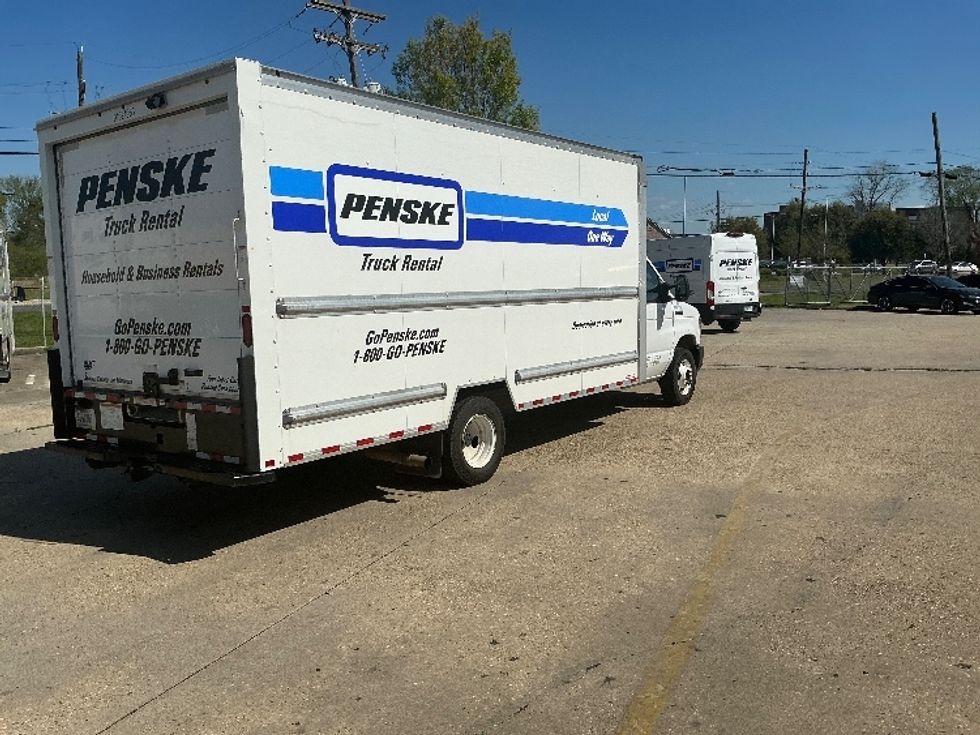 Light Duty Box Truck-Light and Medium Duty Trucks-Ford-2022-E350-Baton Rouge-LA-133,563\n\t\tmiles-$ 26,500 - Image 13