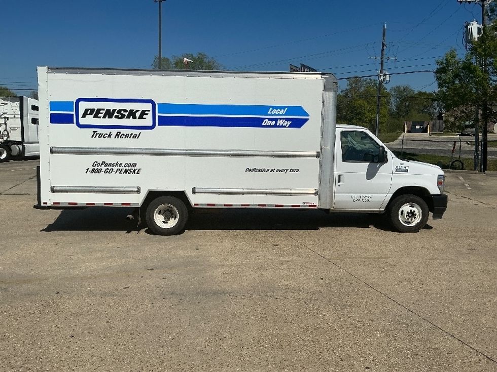 Light Duty Box Truck-Light and Medium Duty Trucks-Ford-2022-E350-Baton Rouge-LA-133,563\n\t\tmiles-$ 26,500 - Image 15