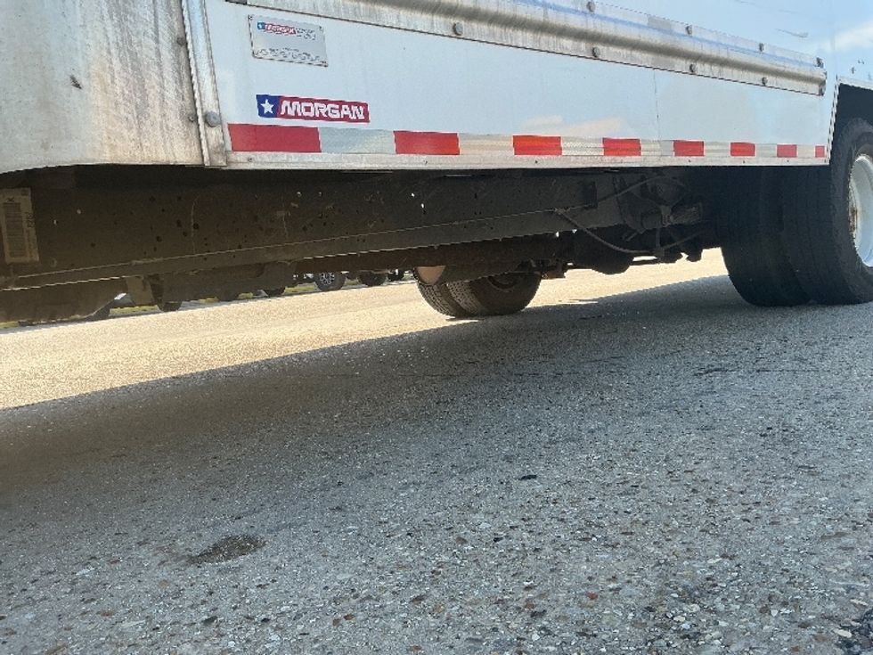 Light Duty Box Truck-Light and Medium Duty Trucks-Ford-2022-E350-Baton Rouge-LA-133,563\n\t\tmiles-$ 26,500 - Image 5