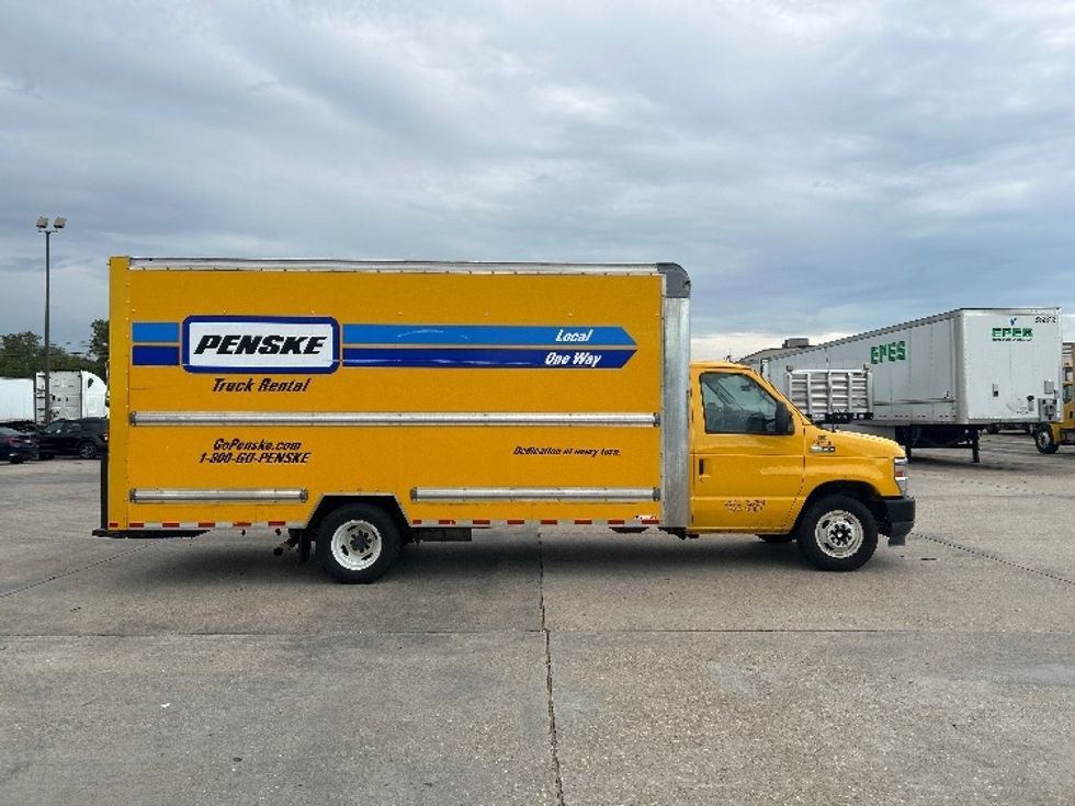 Light Duty Box Truck-Light and Medium Duty Trucks-Ford-2022-E350-Baton Rouge-LA-147,336\n\t\tmiles-$ 19,250 - Image 11