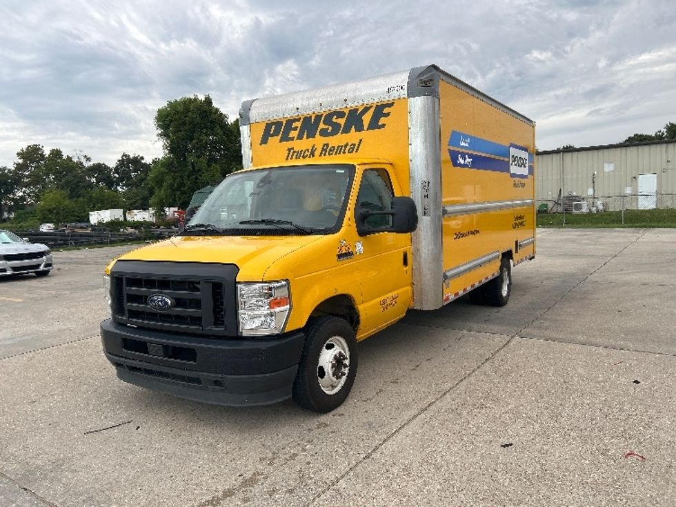 Light Duty Box Truck-Light and Medium Duty Trucks-Ford-2022-E350-Baton Rouge-LA-147,336\n\t\tmiles-$ 19,250 - Image 3