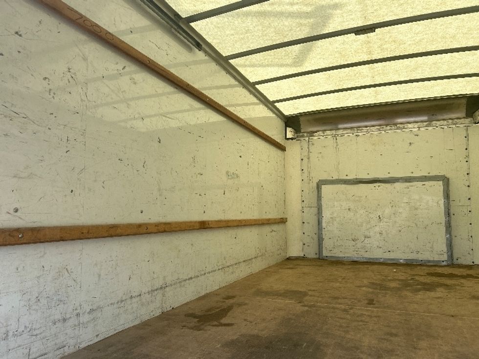 Light Duty Box Truck-Light and Medium Duty Trucks-Ford-2022-E350-Baton Rouge-LA-147,336\n\t\tmiles-$ 19,250 - Image 8