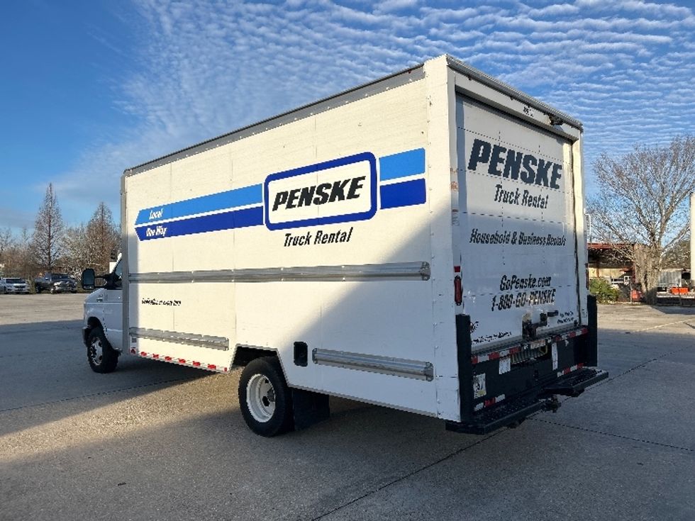 Light Duty Box Truck-Light and Medium Duty Trucks-Ford-2022-E350-Baton Rouge-LA-88,637\n\t\tmiles-$ 32,000 - Image 5