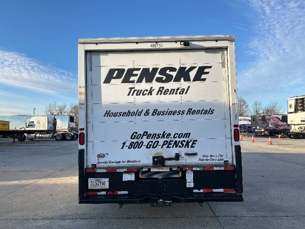 Light Duty Box Truck-Light and Medium Duty Trucks-Ford-2022-E350-Baton Rouge-LA-88,637\n\t\tmiles-$ 32,000 - Image 6