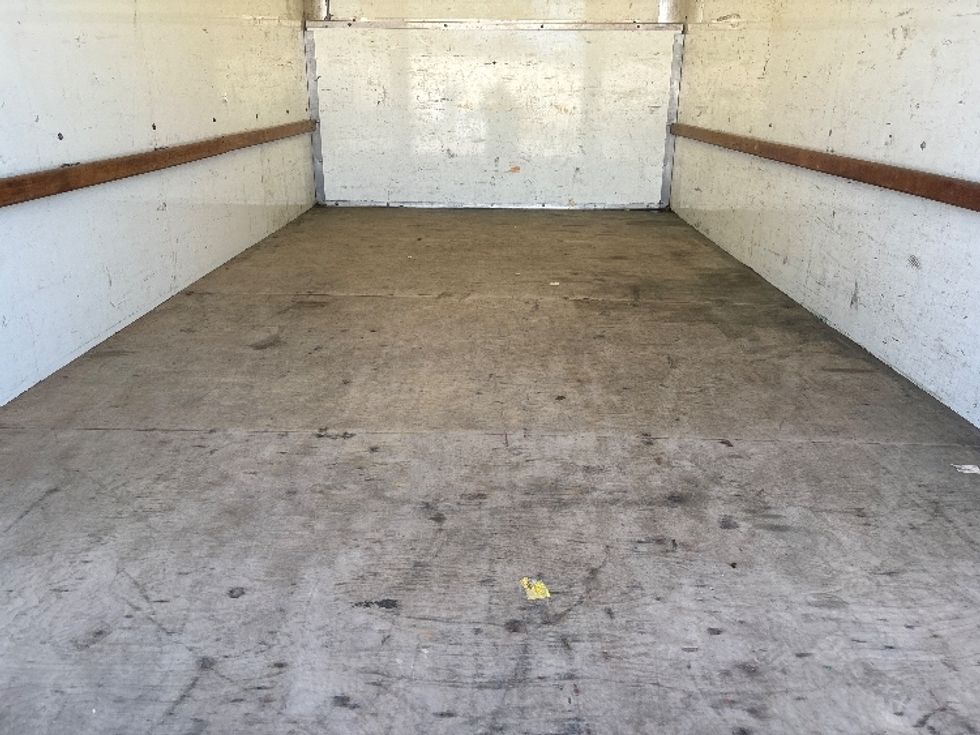 Light Duty Box Truck-Light and Medium Duty Trucks-Ford-2022-E350-Baton Rouge-LA-94,292\n\t\tmiles-$ 28,500 - Image 10