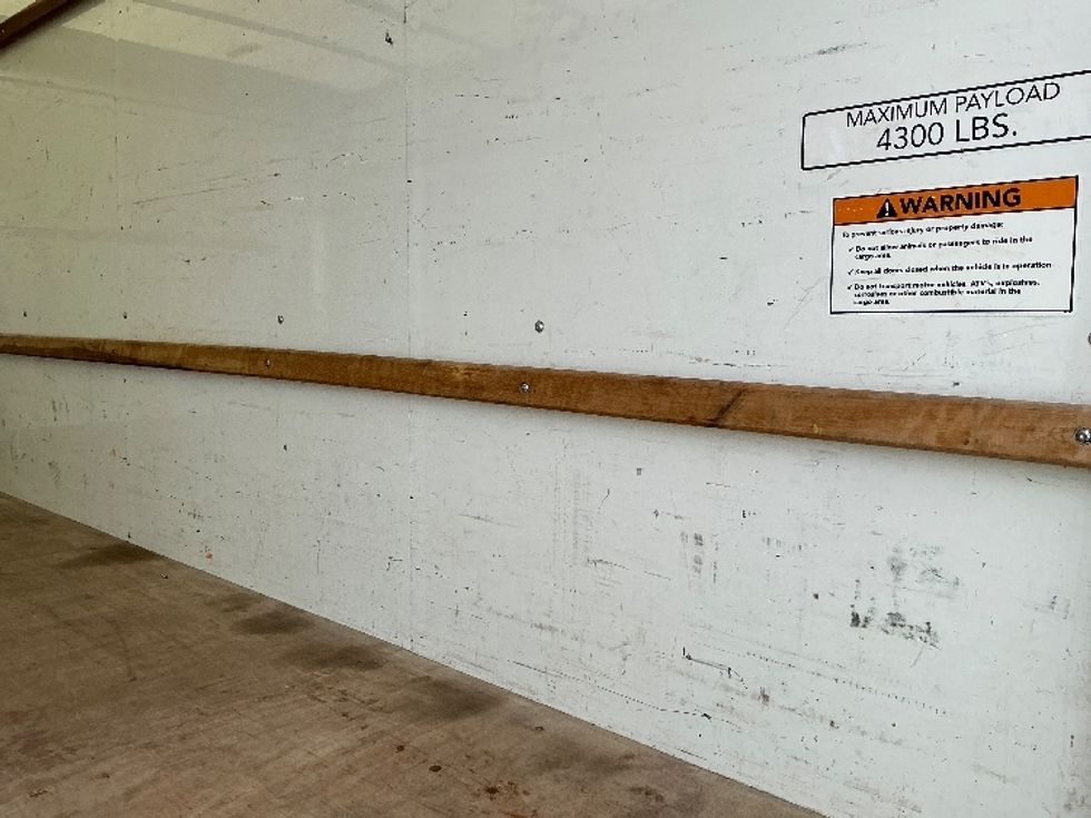 Light Duty Box Truck-Light and Medium Duty Trucks-Ford-2022-E350-Baton Rouge-LA-98,174\n\t\tmiles-$ 28,000 - Image 11