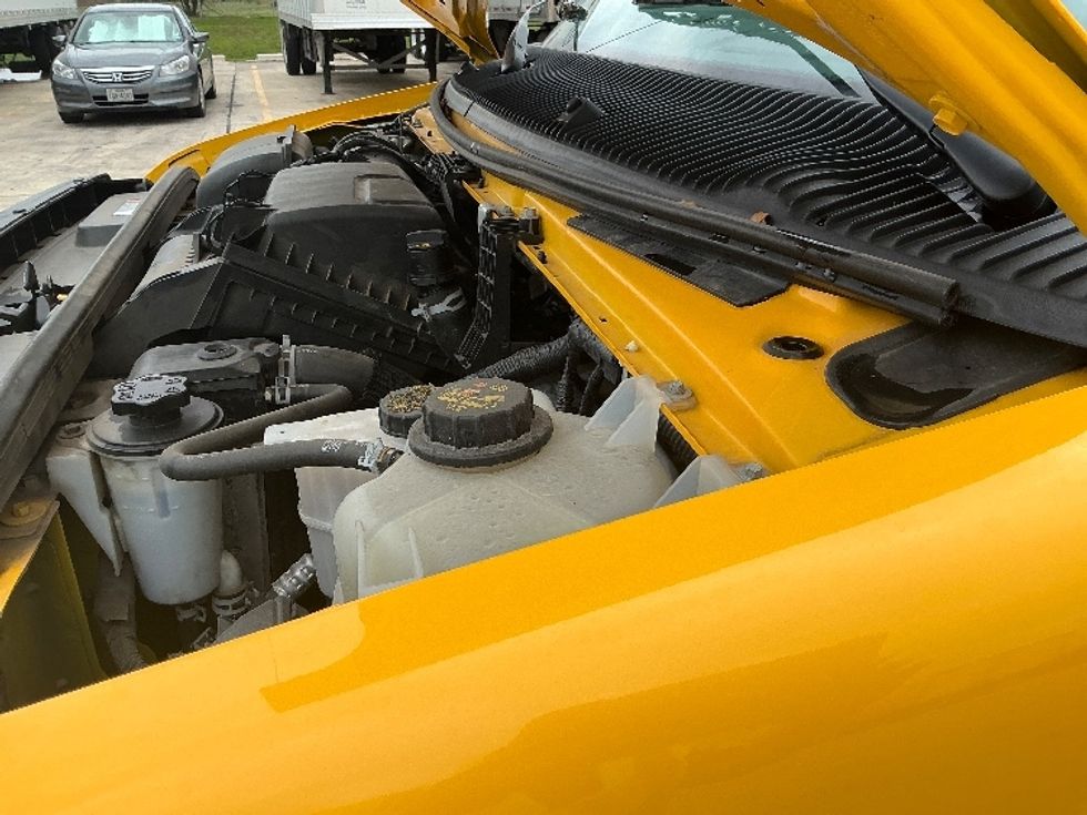 Light Duty Box Truck-Light and Medium Duty Trucks-Ford-2022-E350-Baton Rouge-LA-98,174\n\t\tmiles-$ 28,000 - Image 23