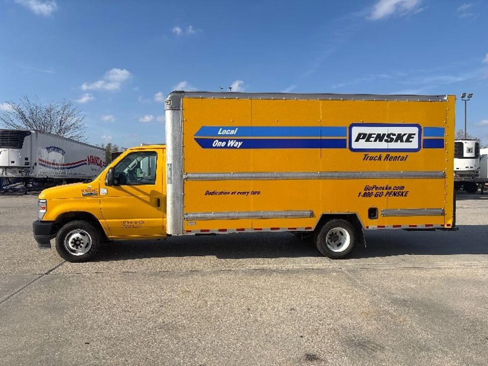 Light Duty Box Truck-Light and Medium Duty Trucks-Ford-2022-E350-Baton Rouge-LA-98,453\n\t\tmiles-$ 28,000 - Image 4