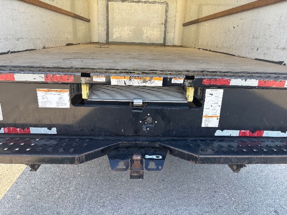Light Duty Box Truck-Light and Medium Duty Trucks-Ford-2022-E350-Baton Rouge-LA-98,453\n\t\tmiles-$ 28,000 - Image 9