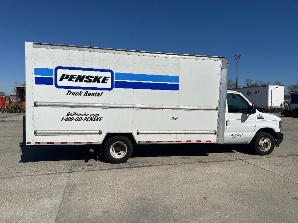 Light Duty Box Truck-Light and Medium Duty Trucks-Ford-2022-E350-Baton Rouge-LA-98,902\n\t\tmiles-$ 31,250 - Image 12