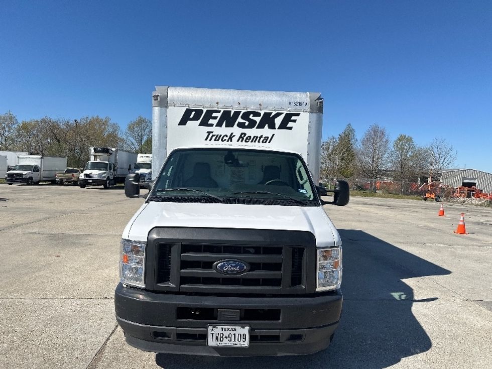 Light Duty Box Truck-Light and Medium Duty Trucks-Ford-2022-E350-Baton Rouge-LA-98,902\n\t\tmiles-$ 31,250 - Image 2