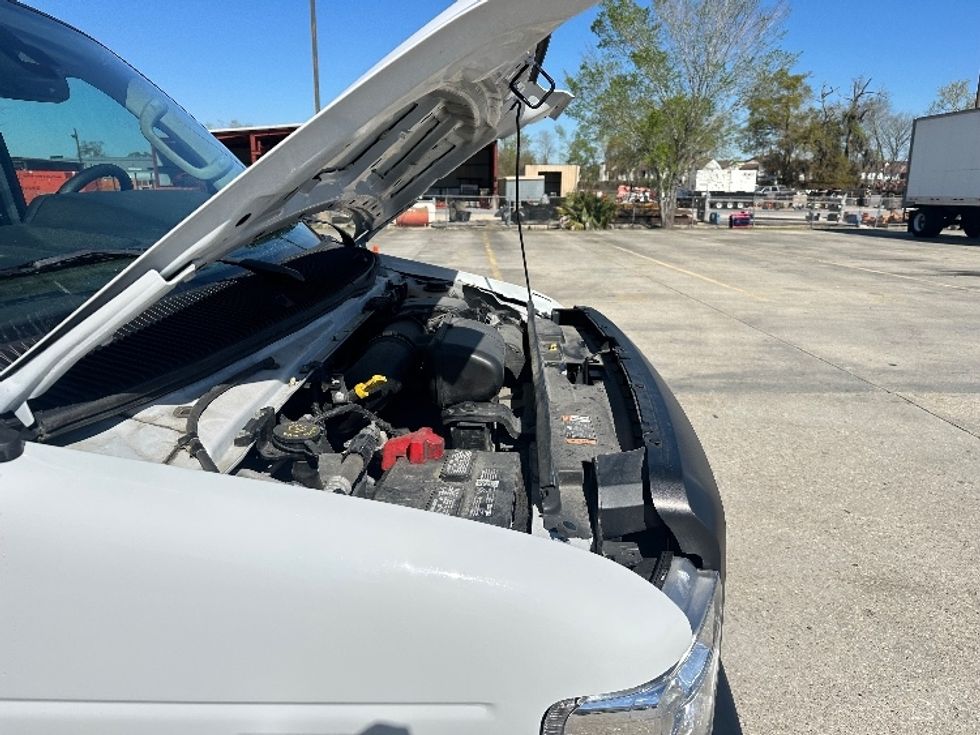 Light Duty Box Truck-Light and Medium Duty Trucks-Ford-2022-E350-Baton Rouge-LA-98,902\n\t\tmiles-$ 31,250 - Image 20