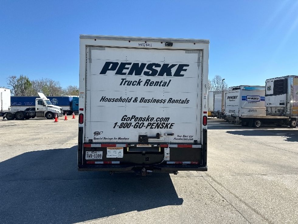 Light Duty Box Truck-Light and Medium Duty Trucks-Ford-2022-E350-Baton Rouge-LA-98,902\n\t\tmiles-$ 31,250 - Image 6