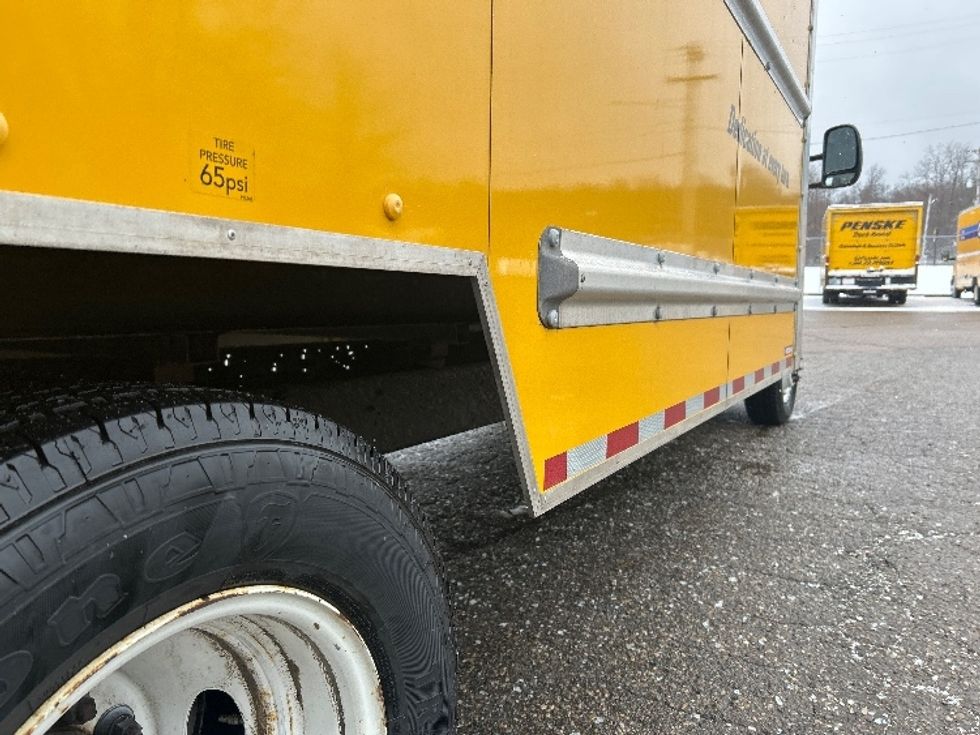 Light Duty Box Truck-Light and Medium Duty Trucks-Ford-2022-E350-Battle Creek-MI-76,421\n\t\tmiles-$ 34,500 - Image 14