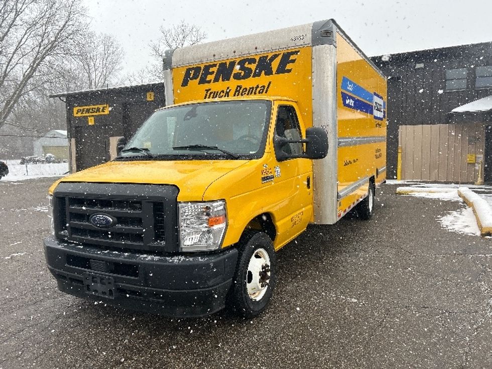 Light Duty Box Truck-Light and Medium Duty Trucks-Ford-2022-E350-Battle Creek-MI-76,421\n\t\tmiles-$ 34,500 - Image 3