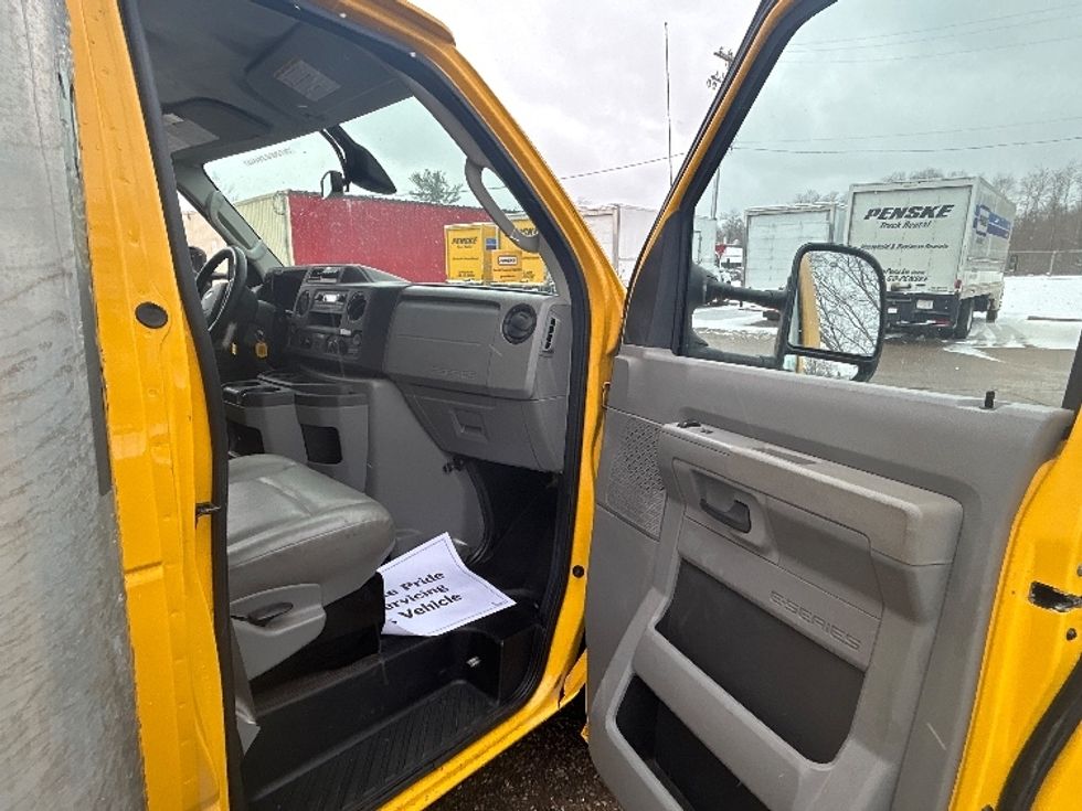 Light Duty Box Truck-Light and Medium Duty Trucks-Ford-2022-E350-Battle Creek-MI-78,423\n\t\tmiles-$ 34,500 - Image 20